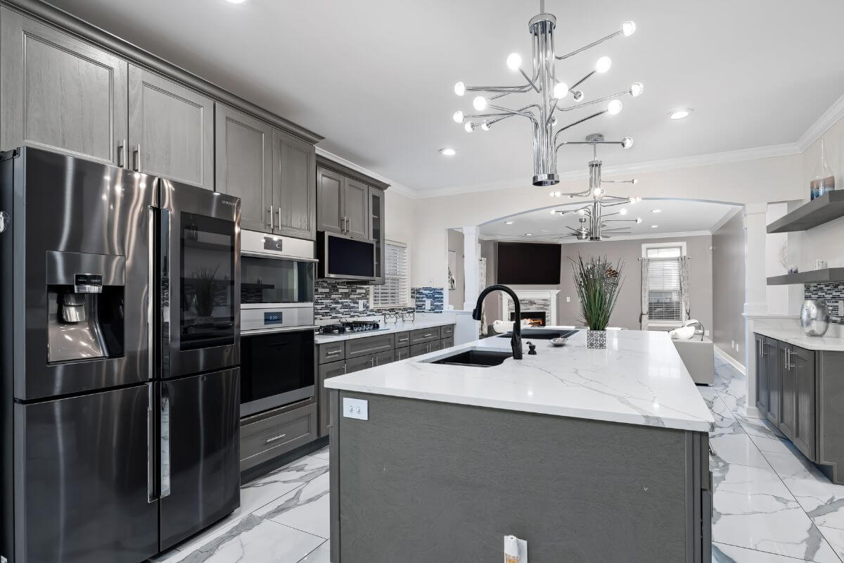 Luxuries gray kitchen