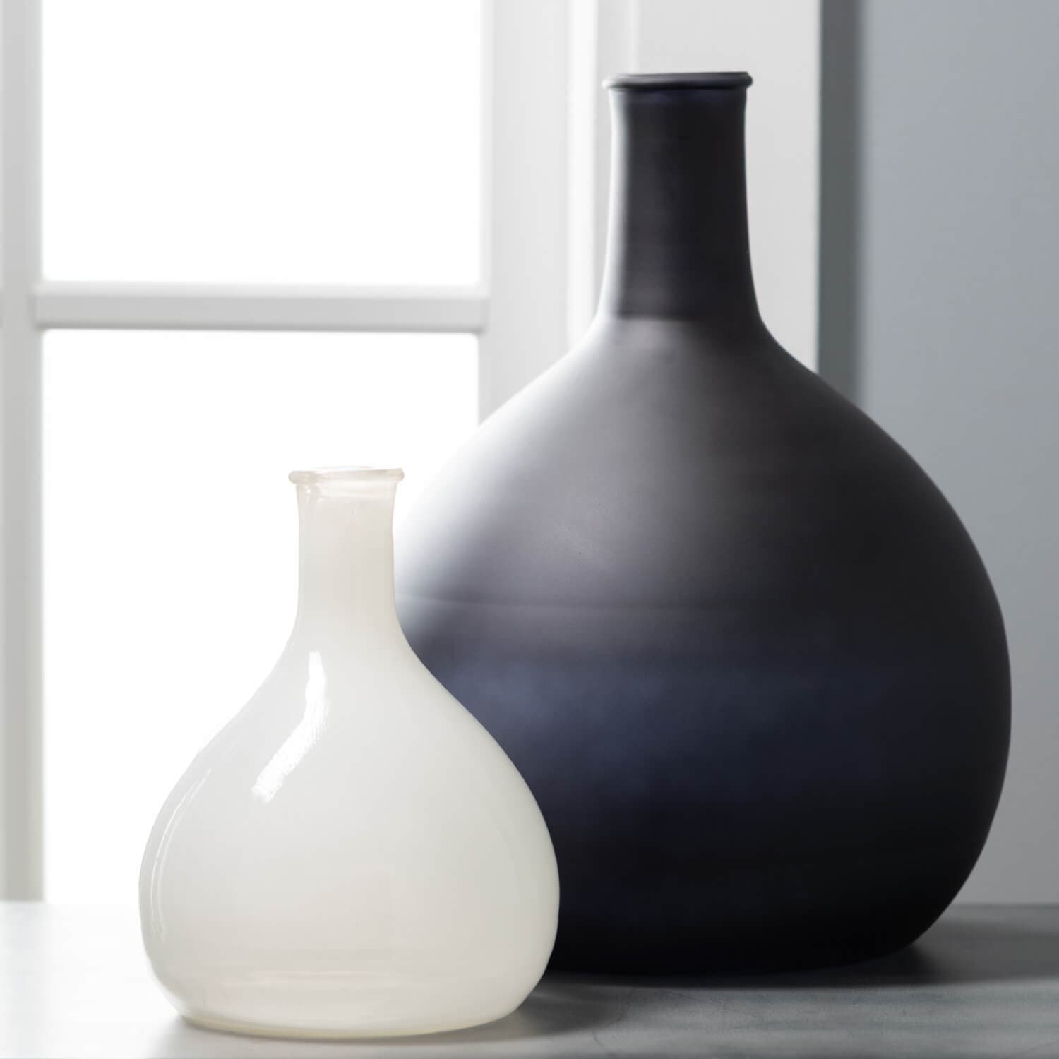 Black & White Glass Vase Set Elevate Home Decor - Vases