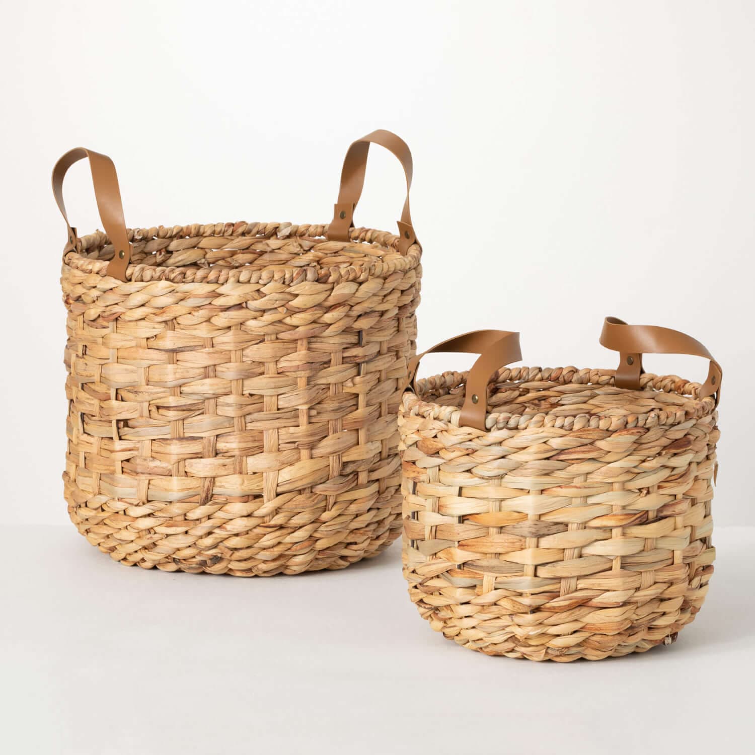 Handled Woven Wicker Basket Set Elevate Home Decor - Baskets