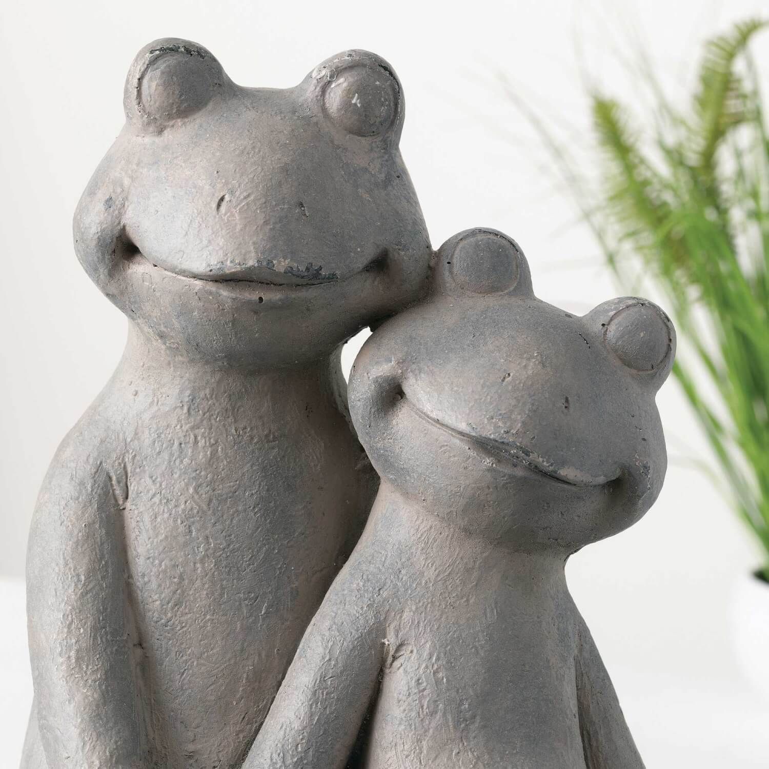 Happy Family of Frog Statues Elevate Home Decor - Outdoors