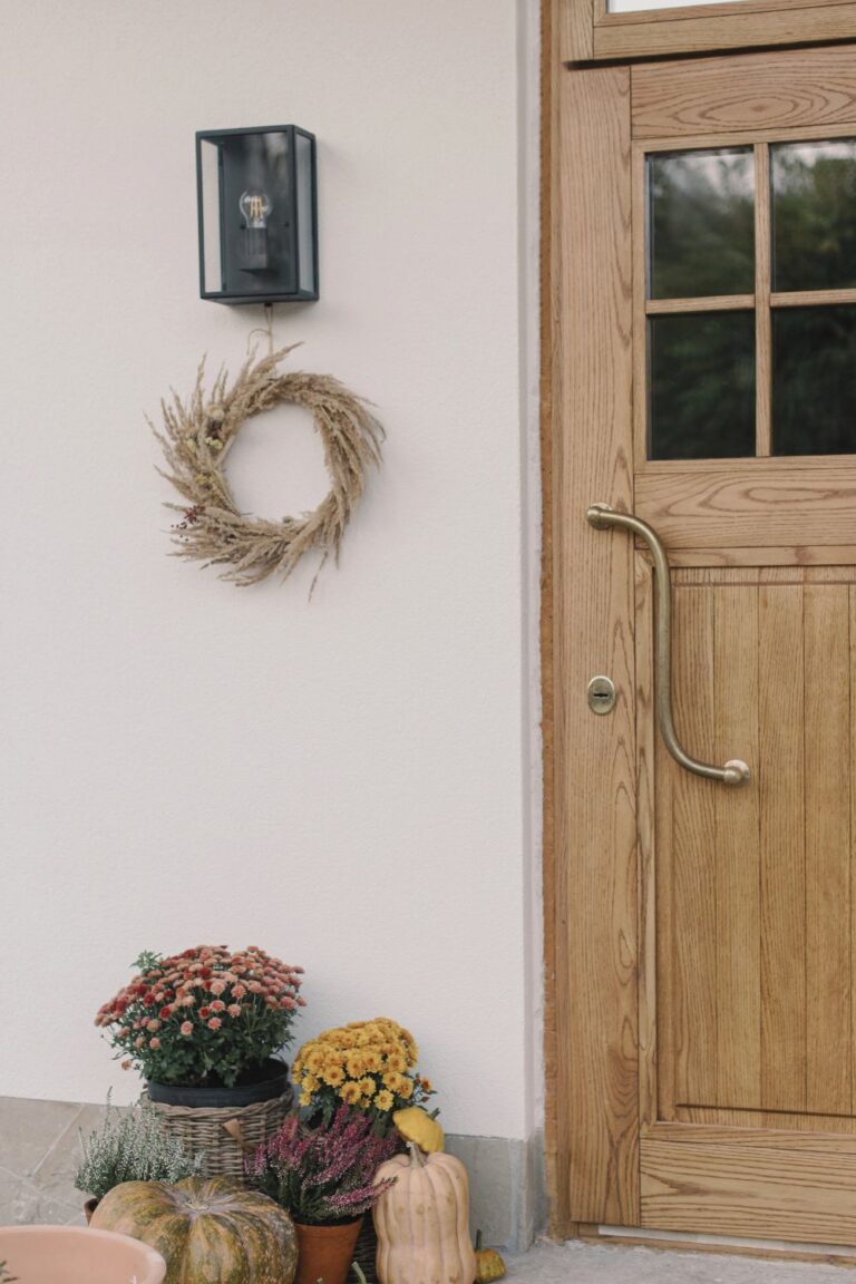 Door Decor for Thanksgiving: Top-Rated Ideas Unveiled