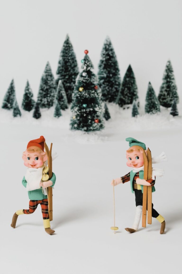 Elf Christmas Decorations: Best Ideas for Festive Cheer