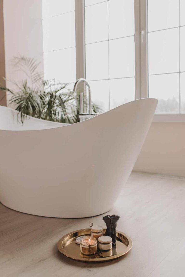 Bathtub Decor Ideas: Create Your Relaxing Oasis