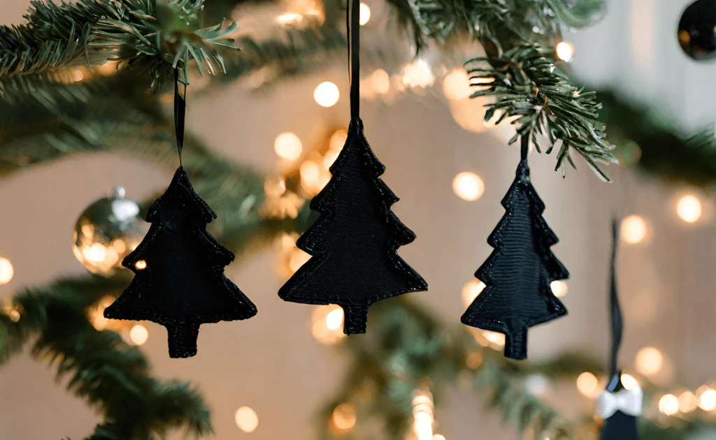 Black Christmas Tree Decor
