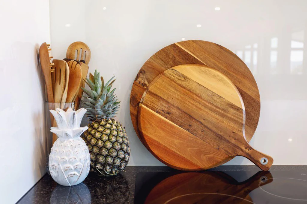 Cutting board decor on the kitchen counter