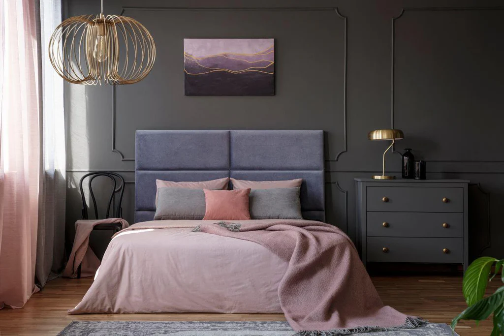 Dark pastel and pink colors in bedroom 