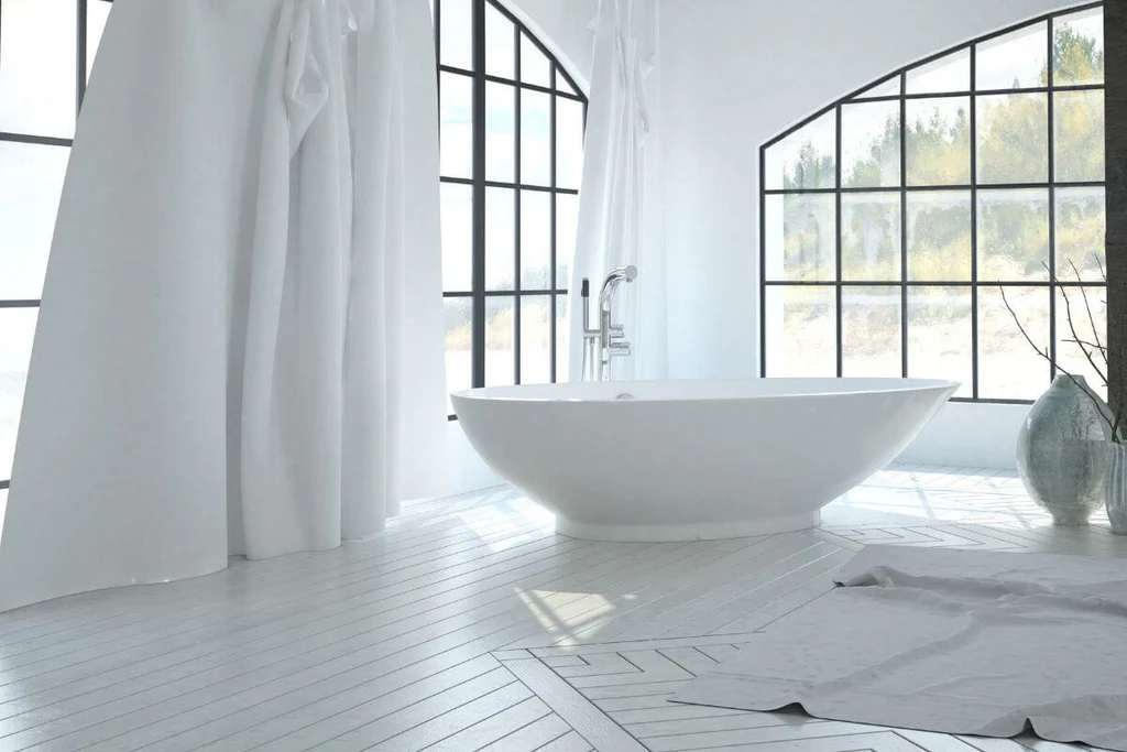 Free-stending tub in white color